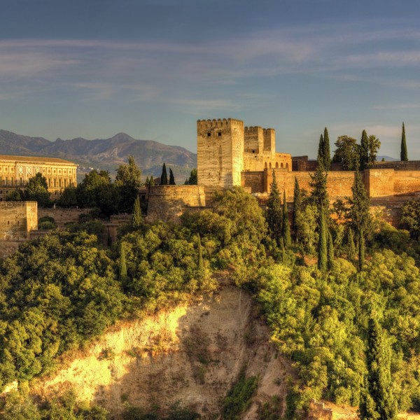 Grenada – Alhambra – perła architektury andaluzyjskiej